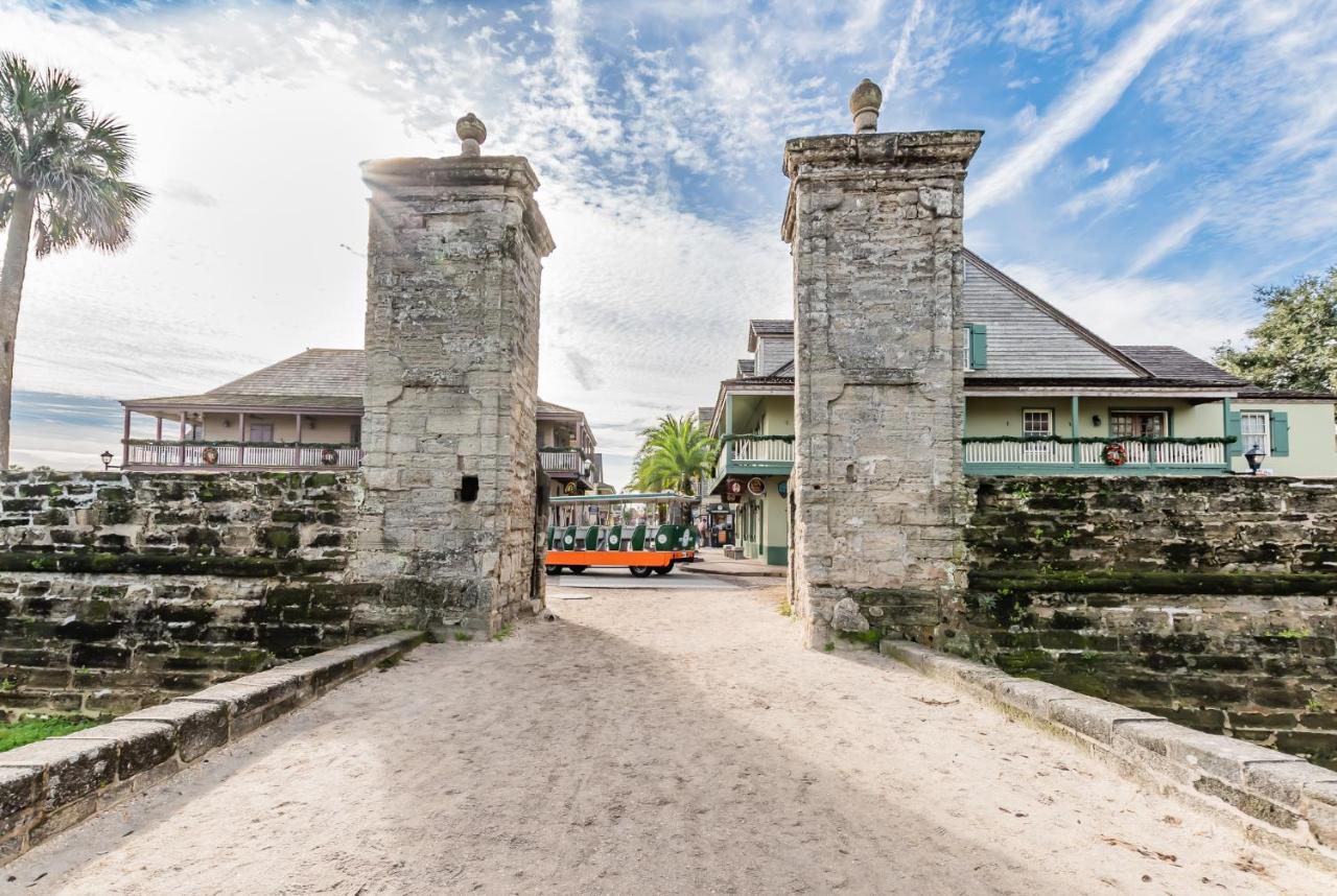 Romantic Escape In Downtown St Augustine Сейнт-Огастін Екстер'єр фото